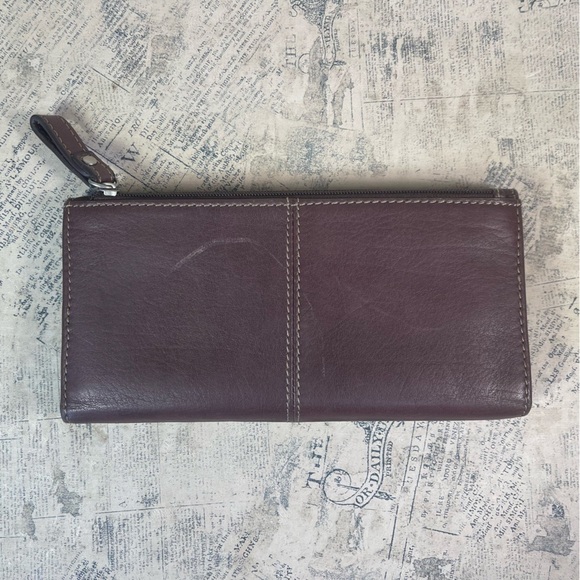 Fossil Brown Leather Trifold Wallet with Check Book - Picture 3 of 12